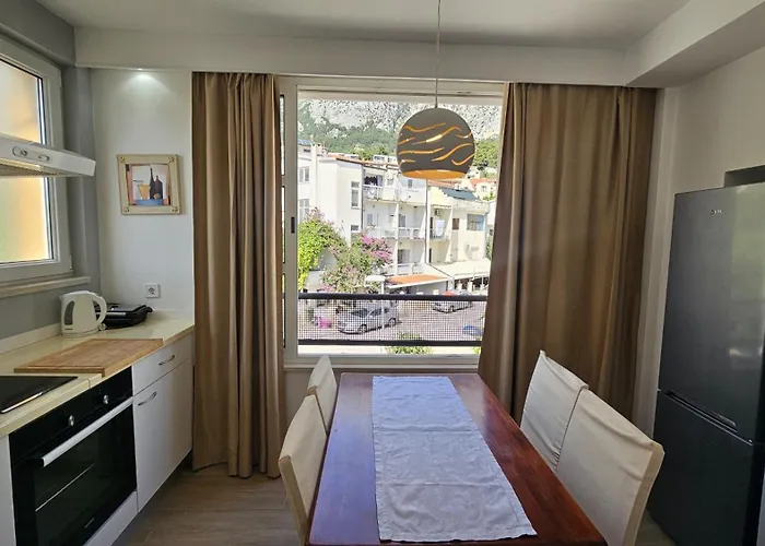 Mistral Apartman Makarska
