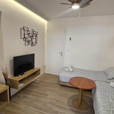 Apartment Mistral *