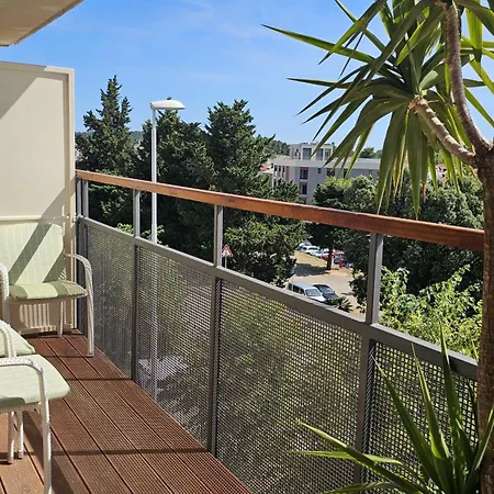 Apartment Mistral Makarska